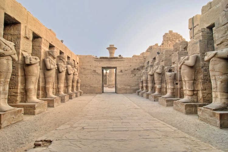 chrám v Karnaku